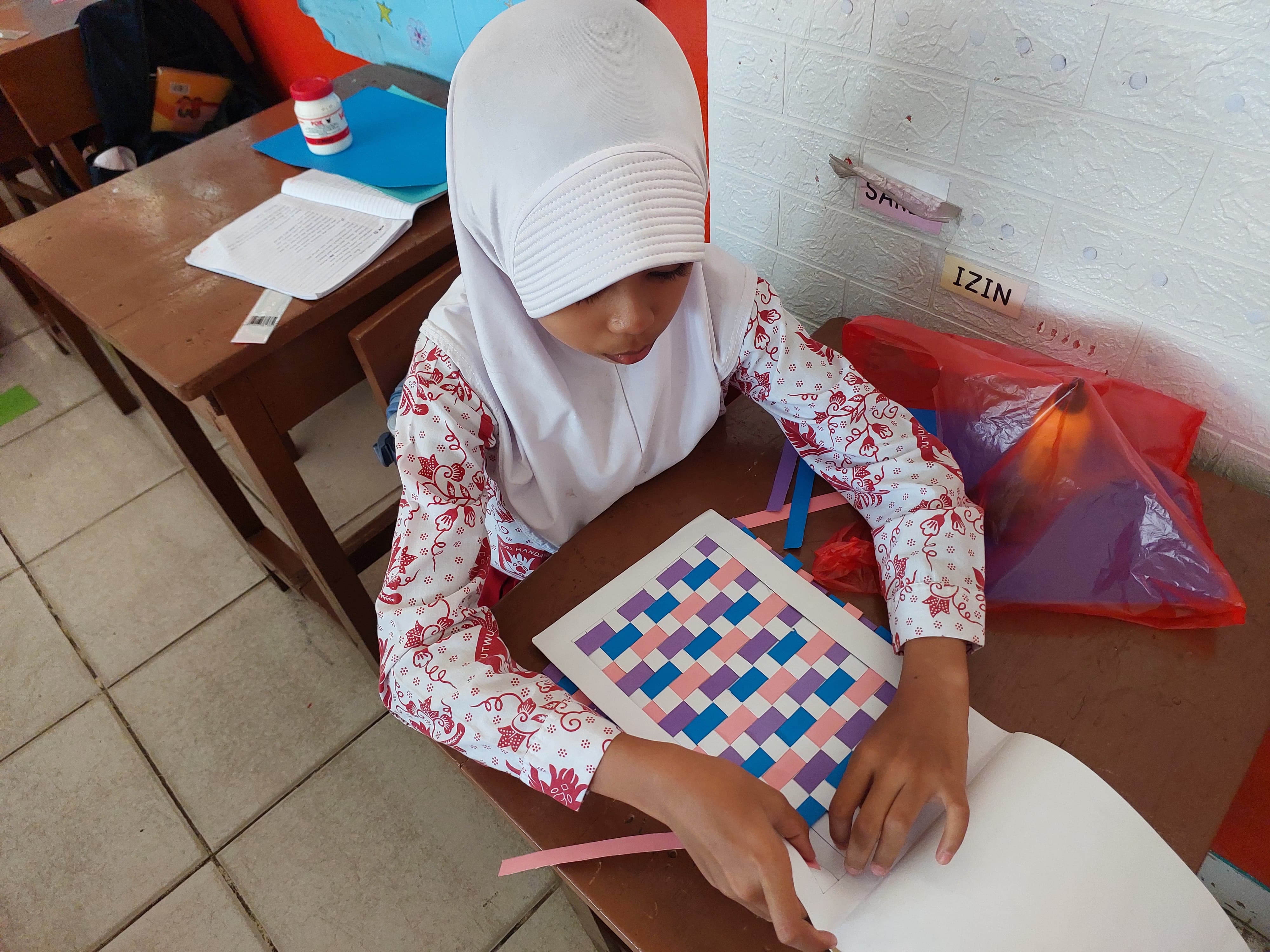 Anyaman Sederhana 2