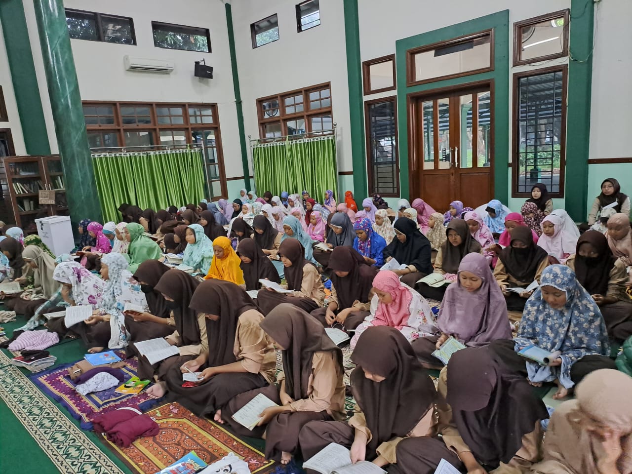 Pesantren Kilat 24