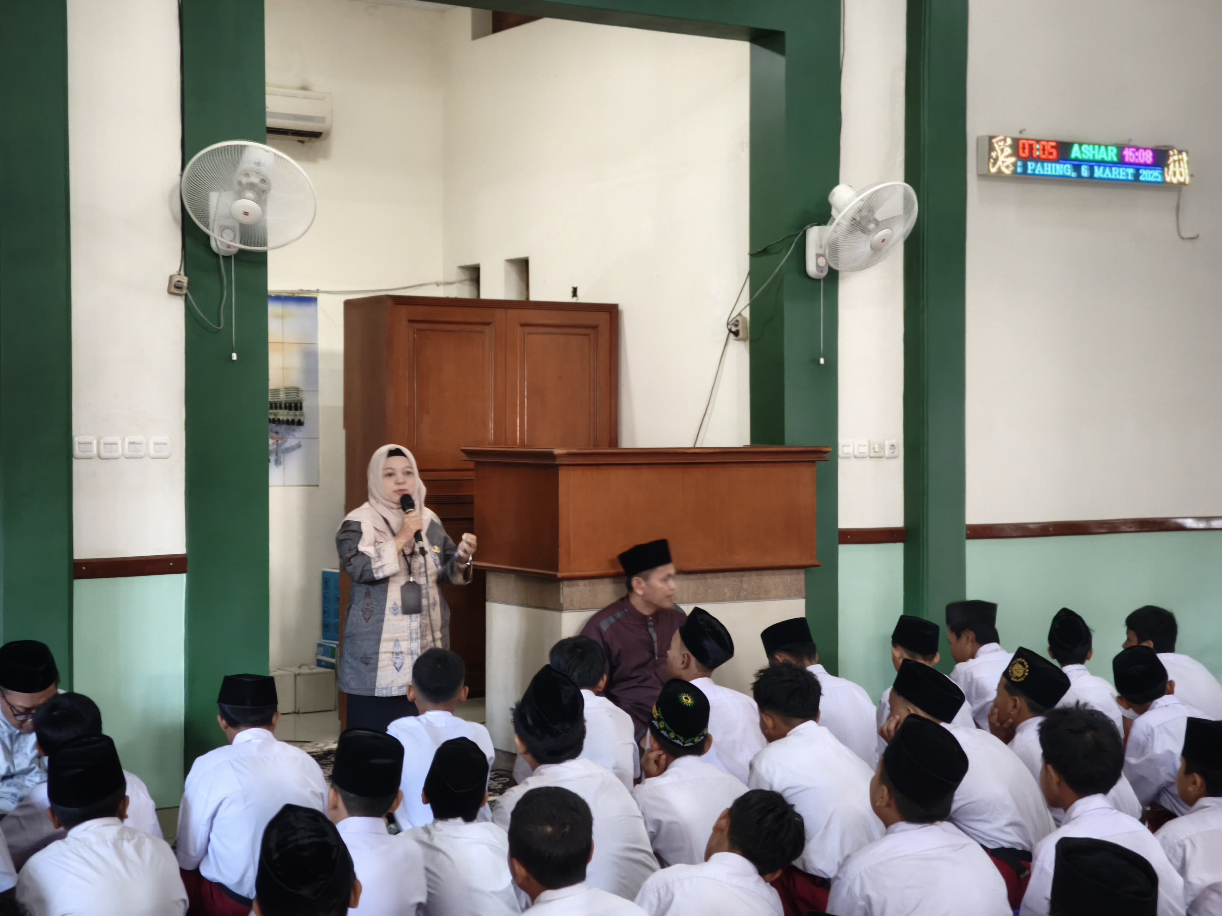 Pesantren Kilat 64