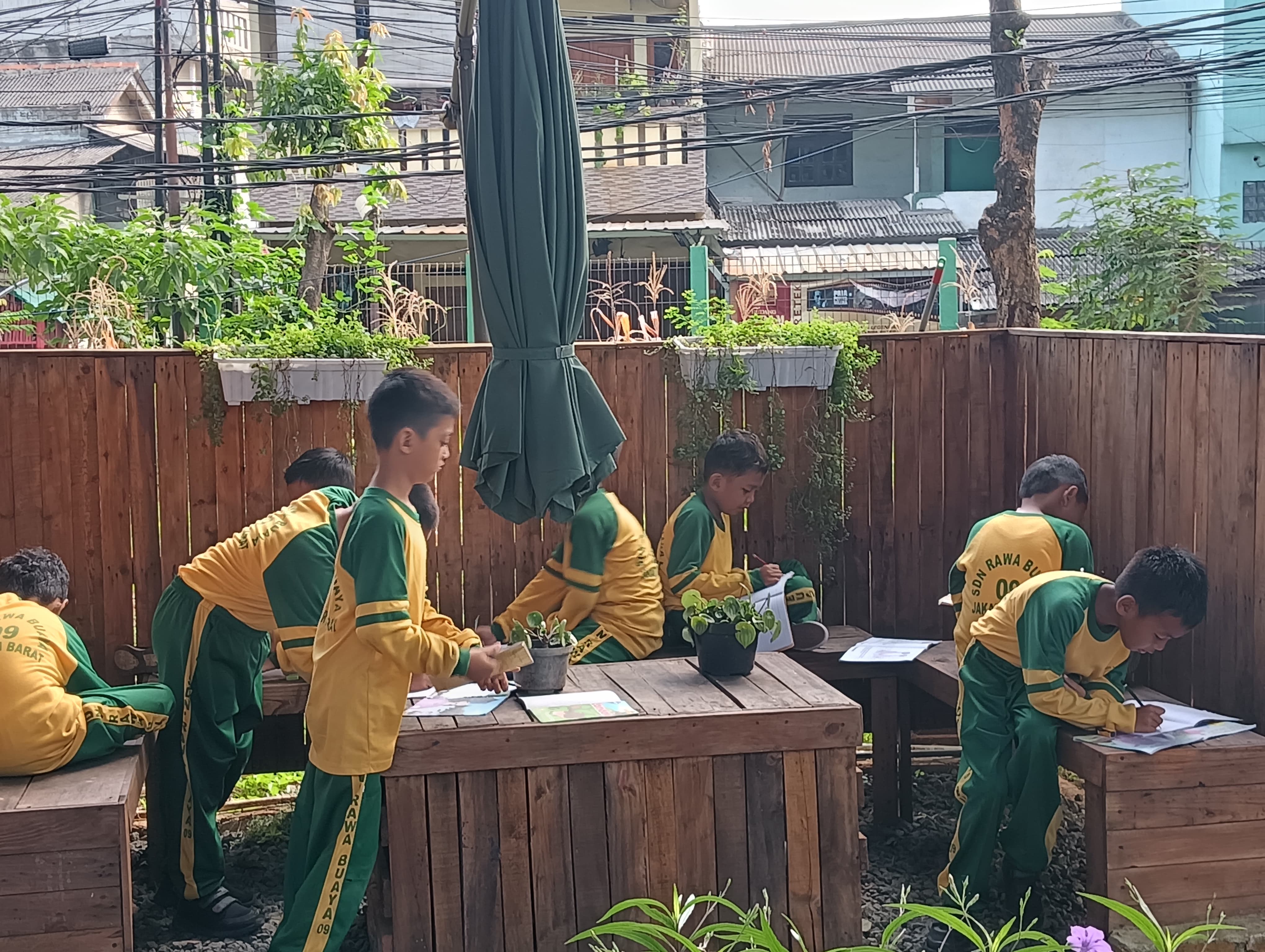 Taman Literasi 10