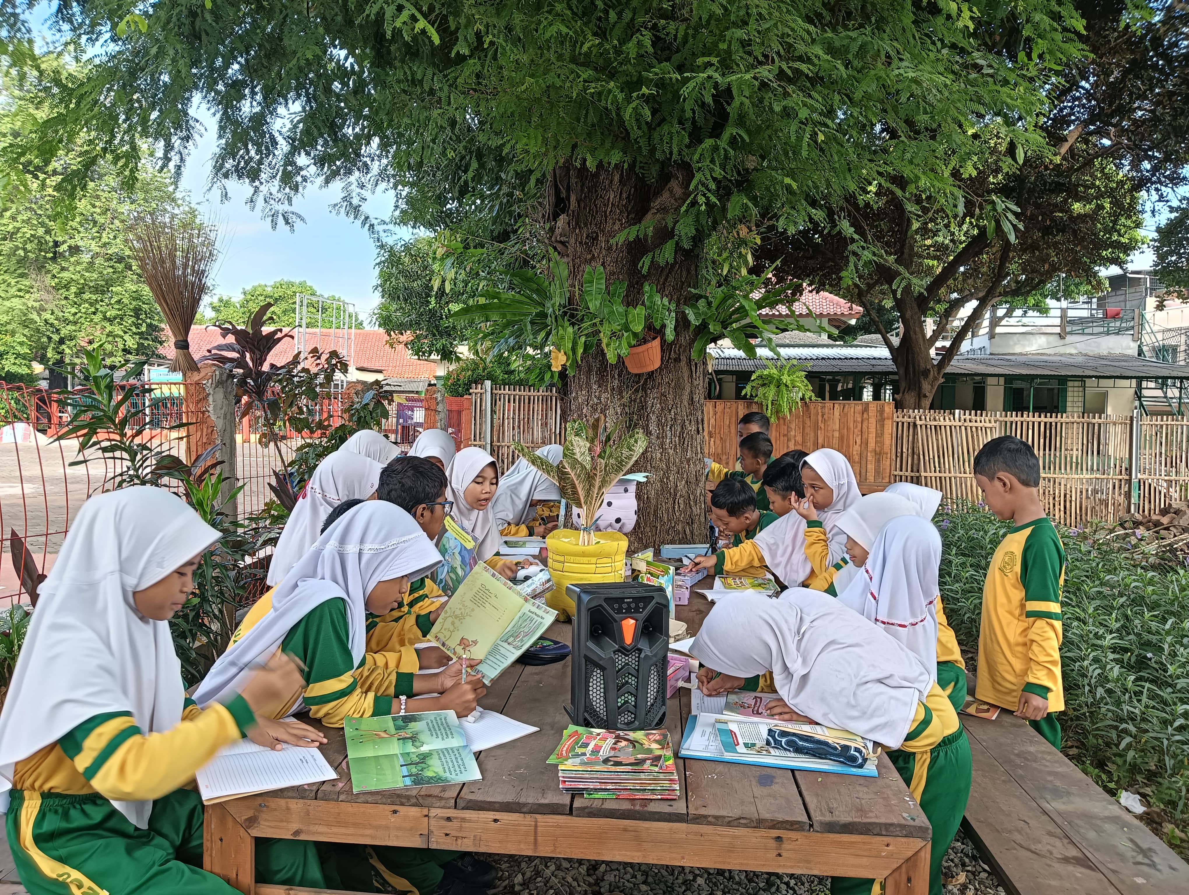 Taman Literasi 12